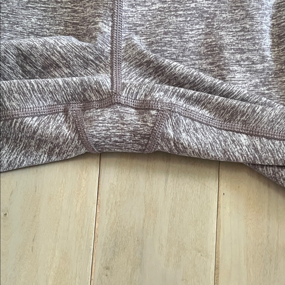 Athleta Heathered exhale heel tight Light lavender grey L 31” - Picture 3 of 11